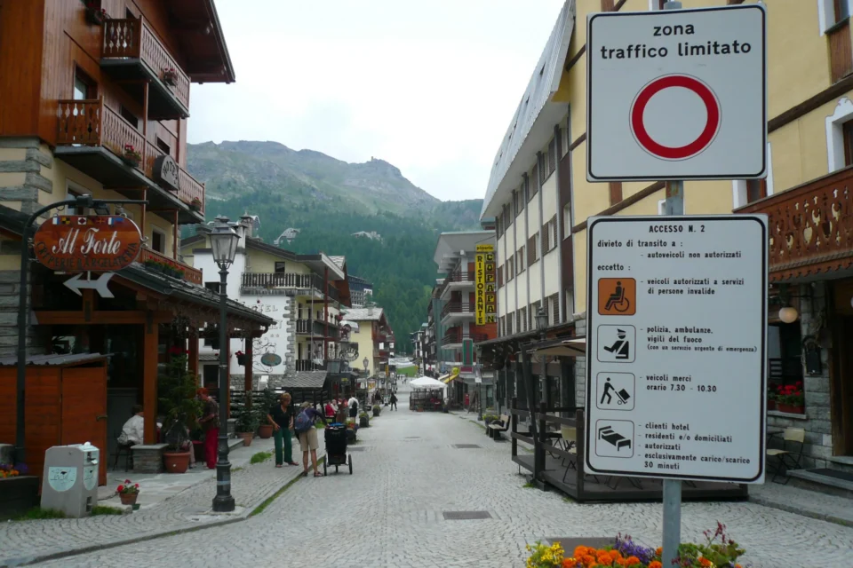 Demo — Breuil-Cervinia Private Highlights Tour