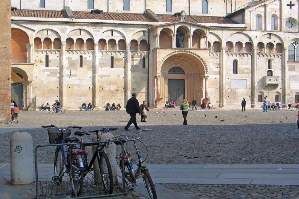 Demo — Modena Private Highlights Tour